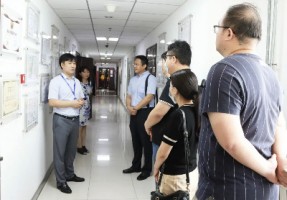 天津市软件行业协会领导一行莅临ayxty.com科技参观指导
